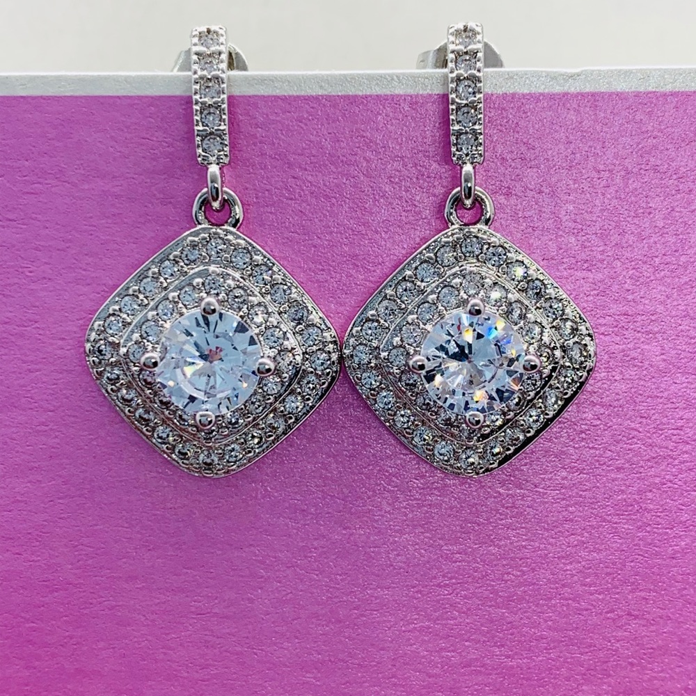 🌟 Sterling Silver 925 CZ Earrings - Picture 5 of 9